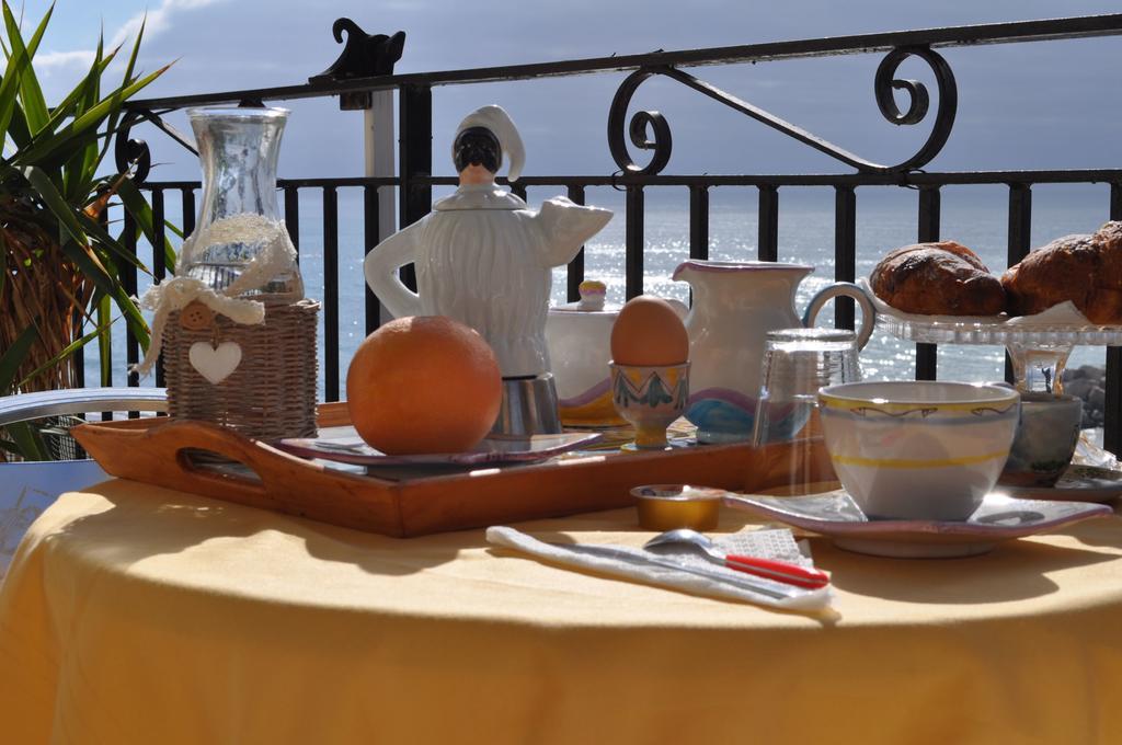 B&B Fronte Del Mare Salerno Luaran gambar
